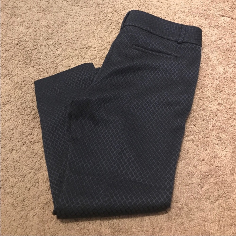 LOFT Textured Marisa Cropped Slim Trousers in Navy